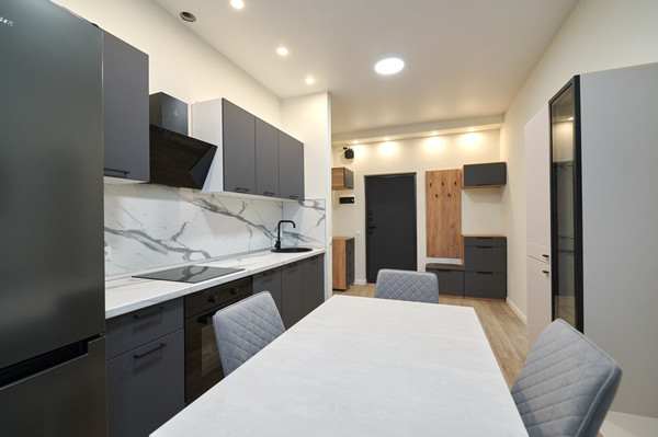Продам двухкомнатную (2-комн.) квартиру, Берёзовая аллея, 19к3, Москва г
