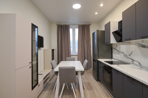 Продам двухкомнатную (2-комн.) квартиру, Берёзовая аллея, 19к3, Москва г
