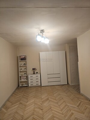 Продам двухкомнатную (2-комн.) квартиру, Херсонская ул, 33, Москва г
