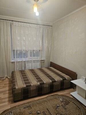 Продам двухкомнатную (2-комн.) квартиру, Херсонская ул, 33, Москва г