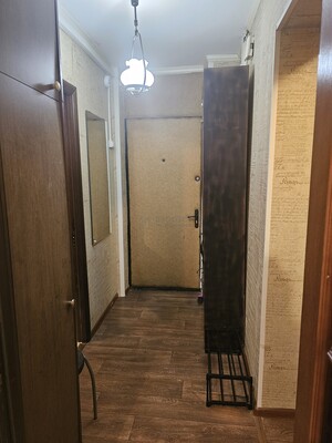 Продам двухкомнатную (2-комн.) квартиру, Херсонская ул, 33, Москва г