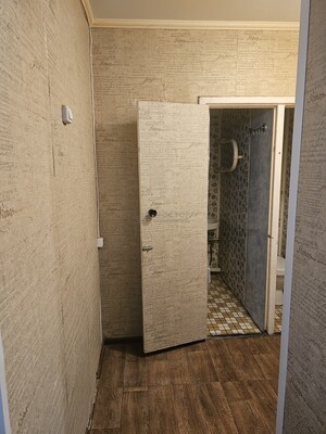 Продам двухкомнатную (2-комн.) квартиру, Херсонская ул, 33, Москва г