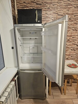 Продам двухкомнатную (2-комн.) квартиру, Херсонская ул, 33, Москва г