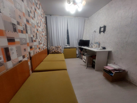 Продам трехкомнатную (3-комн.) квартиру, Подольская ул, 11/1, Северово д