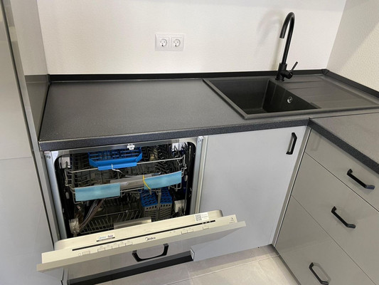 Сдам двухкомнатную (2-комн.) квартиру, Складочная ул, 2, Москва г