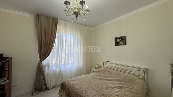 Продам коммерческое помещение 640 м2, Д.Бедного ул, 75, Курганинск г