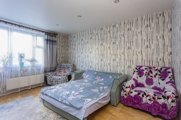 Продам трехкомнатную (3-комн.) квартиру, Адмирала Лазарева ул, 38, Москва г