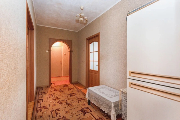 Продам трехкомнатную (3-комн.) квартиру, Адмирала Лазарева ул, 38, Москва г
