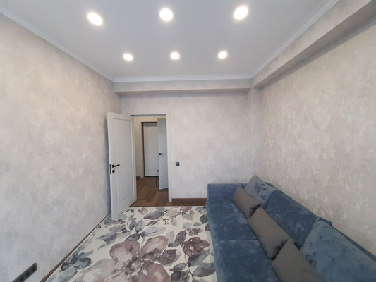 Продам двухкомнатную (2-комн.) квартиру, Анапская (Центральный р-н) ул, 5д, Сочи г