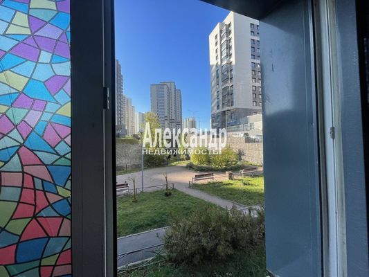 Продам двухкомнатную (2-комн.) квартиру, Екатерининская ул, 2, Мурино п