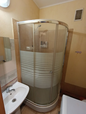 Продам однокомнатную (1-комн.) квартиру, Кутаисский пер, 2, Калининград г