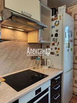 Продам однокомнатную (1-комн.) квартиру, Науки пр-кт, 44, Санкт-Петербург г