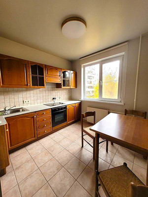 Продам двухкомнатную (2-комн.) квартиру, Николая Химушина ул, 23к1, Москва г