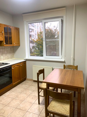 Продам двухкомнатную (2-комн.) квартиру, Николая Химушина ул, 23к1, Москва г