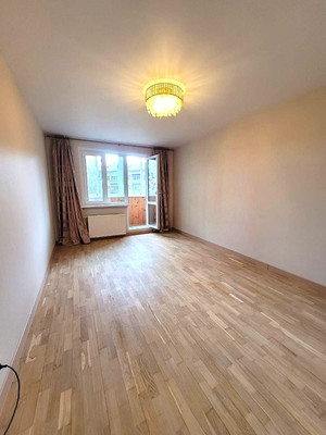 Продам двухкомнатную (2-комн.) квартиру, Николая Химушина ул, 23к1, Москва г