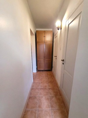 Продам двухкомнатную (2-комн.) квартиру, Николая Химушина ул, 23к1, Москва г