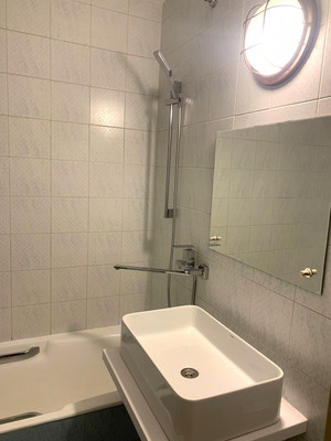 Продам двухкомнатную (2-комн.) квартиру, Николая Химушина ул, 23к1, Москва г