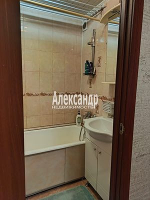 Продам однокомнатную (1-комн.) квартиру, Науки пр-кт, 44, Санкт-Петербург г