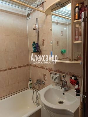 Продам однокомнатную (1-комн.) квартиру, Науки пр-кт, 44, Санкт-Петербург г