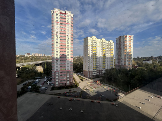 Продам однокомнатную (1-комн.) квартиру, Скачкова ул, 54к183, Ростов-на-Дону г