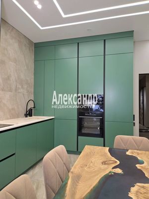 Продам трехкомнатную (3-комн.) квартиру, Обуховской Обороны пр-кт, 70к4, Санкт-Петербург г