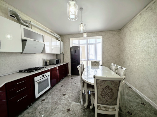 Продам трехкомнатную (3-комн.) квартиру, Баксанское ш, 45, Чегем г