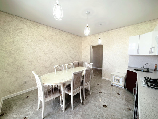 Продам трехкомнатную (3-комн.) квартиру, Баксанское ш, 45, Чегем г