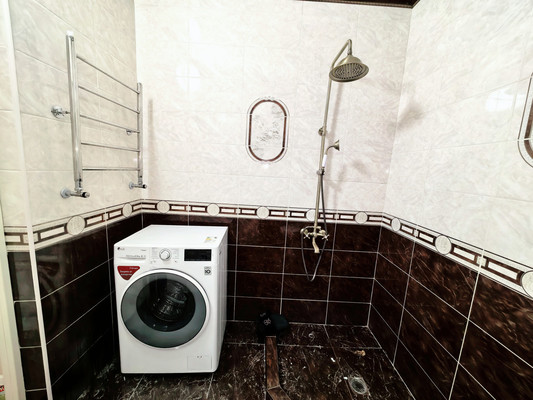 Продам трехкомнатную (3-комн.) квартиру, Баксанское ш, 45, Чегем г
