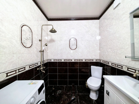 Продам трехкомнатную (3-комн.) квартиру, Баксанское ш, 45, Чегем г