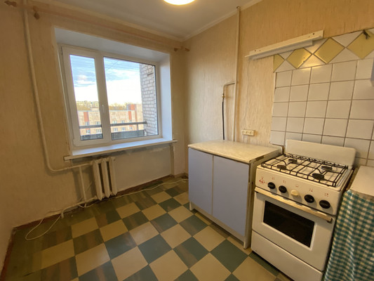 Продам однокомнатную (1-комн.) квартиру, Новочеркасский пр-кт, 9, Санкт-Петербург г