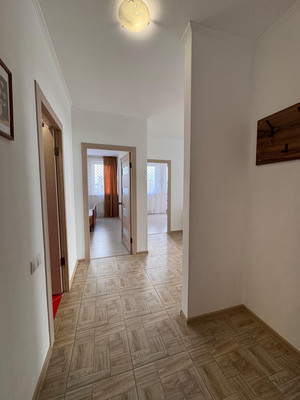 Продам двухкомнатную (2-комн.) квартиру, Таманская ул, 121к1, Анапа г