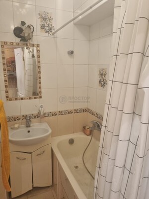 Продам трехкомнатную (3-комн.) квартиру, Мытная ул, 25, Москва г