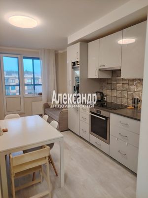 Продам однокомнатную (1-комн.) квартиру, Пограничная (Сертолово-1 мкр.) ул, 4к2, Сертолово г