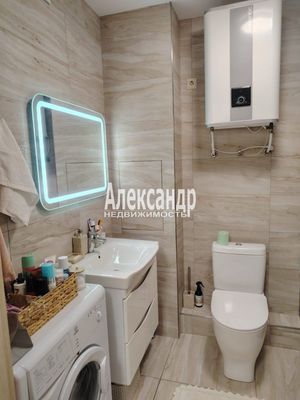 Продам однокомнатную (1-комн.) квартиру, Пограничная (Сертолово-1 мкр.) ул, 4к2, Сертолово г