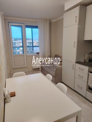 Продам однокомнатную (1-комн.) квартиру, Пограничная (Сертолово-1 мкр.) ул, 4к2, Сертолово г