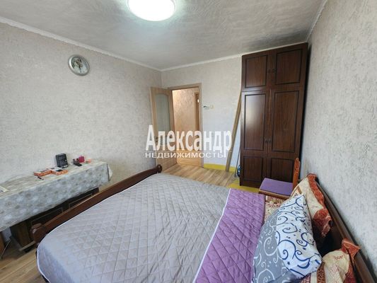 Продам трехкомнатную (3-комн.) квартиру, Юбилейная ул, 10, Кузнечное гп