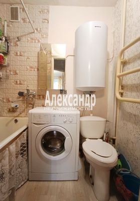 Продам однокомнатную (1-комн.) квартиру, Офицерская ул, 6, Глебычево п