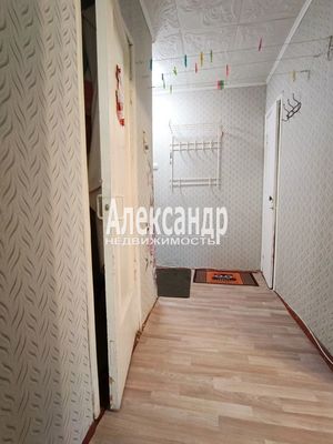 Продам однокомнатную (1-комн.) квартиру, Офицерская ул, 6, Глебычево п