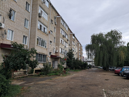 Продам однокомнатную (1-комн.) квартиру, Ленина ул, 201, Горячий Ключ г