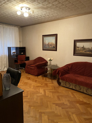 Продам двухкомнатную (2-комн.) квартиру, Маршала Федоренко ул, 10к2, Москва г