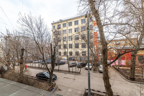 Продам многокомнатную квартиру, Малый Каретный пер, 17к2, Москва г