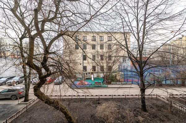 Продам многокомнатную квартиру, Малый Каретный пер, 17к2, Москва г