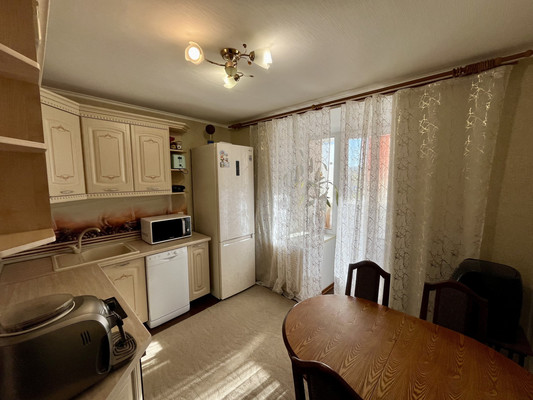 Продам двухкомнатную (2-комн.) квартиру, Краевая ул, 259, Барнаул г