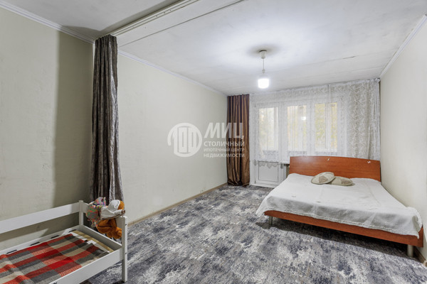 Продам однокомнатную (1-комн.) квартиру, Матроса Железняка б-р, 35, Москва г