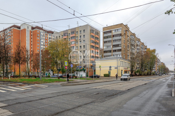 Продам однокомнатную (1-комн.) квартиру, Матроса Железняка б-р, 35, Москва г
