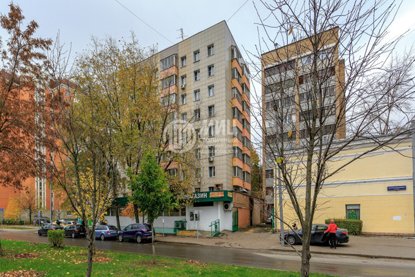 Продам однокомнатную (1-комн.) квартиру, Матроса Железняка б-р, 35, Москва г