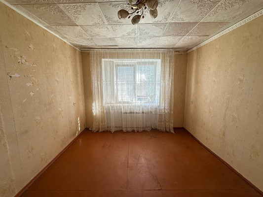 Сдам двухкомнатную (2-комн.) квартиру, 1 мкр, 44, Кропоткин г