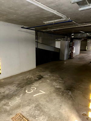 Продам машиноместо 22 м2, Туганлык ул, 5а, Казань г