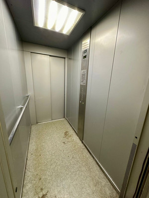 Продам машиноместо 22 м2, Туганлык ул, 5а, Казань г