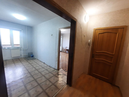 Продам трехкомнатную (3-комн.) квартиру, Баумана ул, 192, Иркутск г